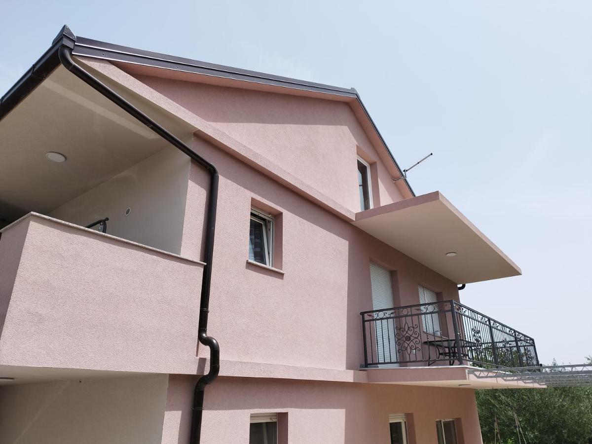 Apartman Hope Zmijavci Esterno foto